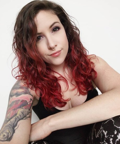 Renee Reynosa model art image