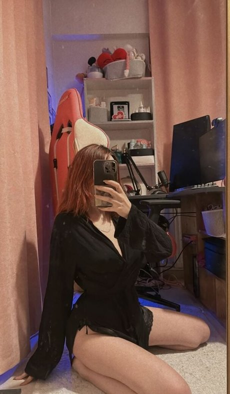 ozbassak model sexy gallery