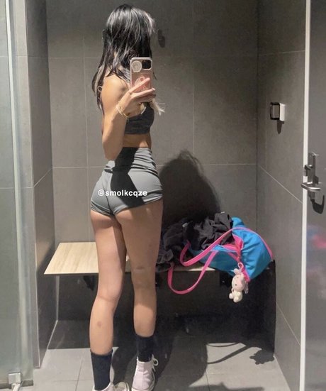 Smolkcqze model perfect pictures