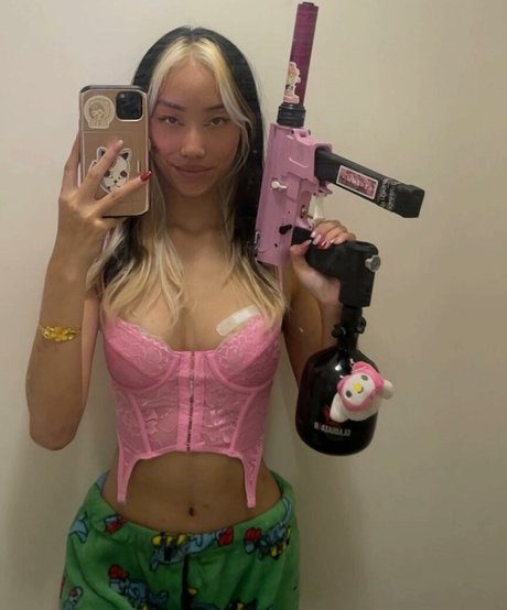 Smolkcqze nude star picture