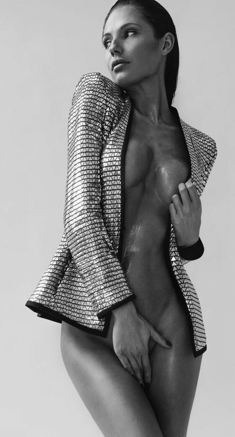 Leens2 nude star photo