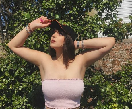 Lularobs perfect model archive