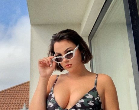 Lularobs top star photo