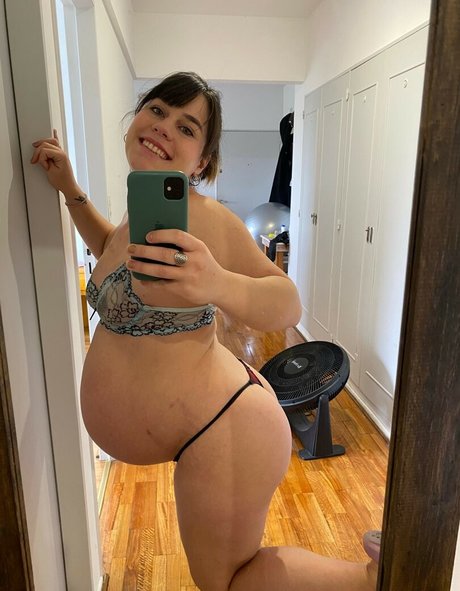 April Bigass nice model photo