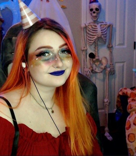 Trashabag perfect model picture