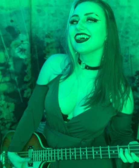 Trashabag art star picture