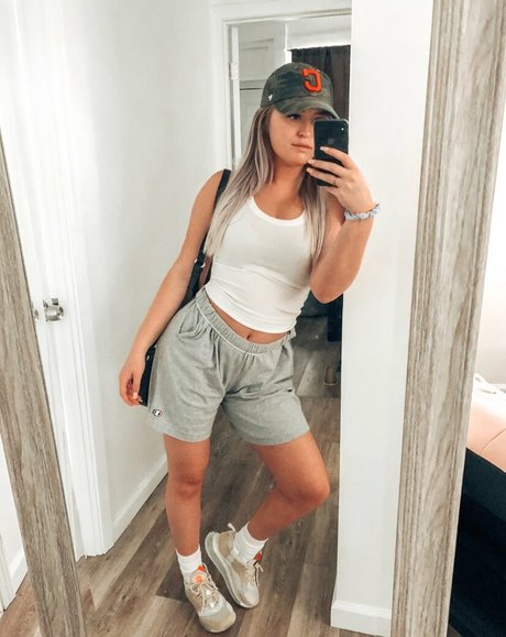 Gabb Goudy star sex images