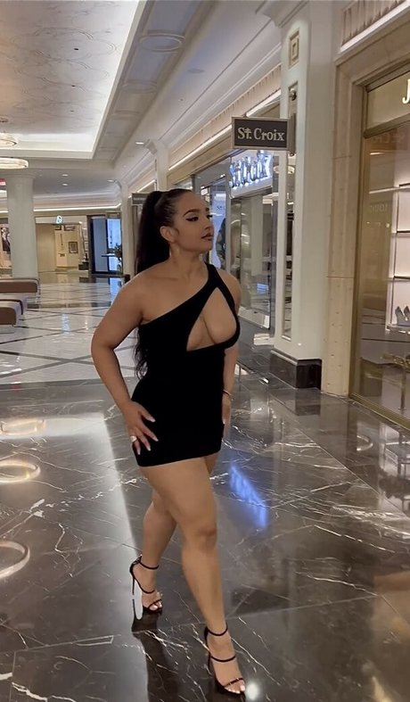 Demetria Obilor star adult image