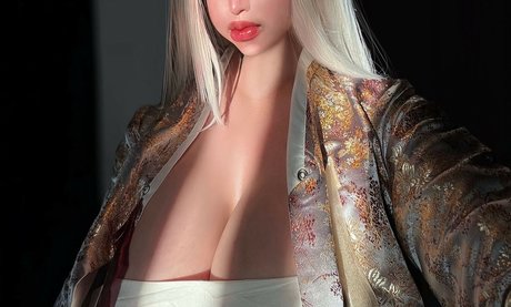 Theimpartialbunny model beautiful pictures