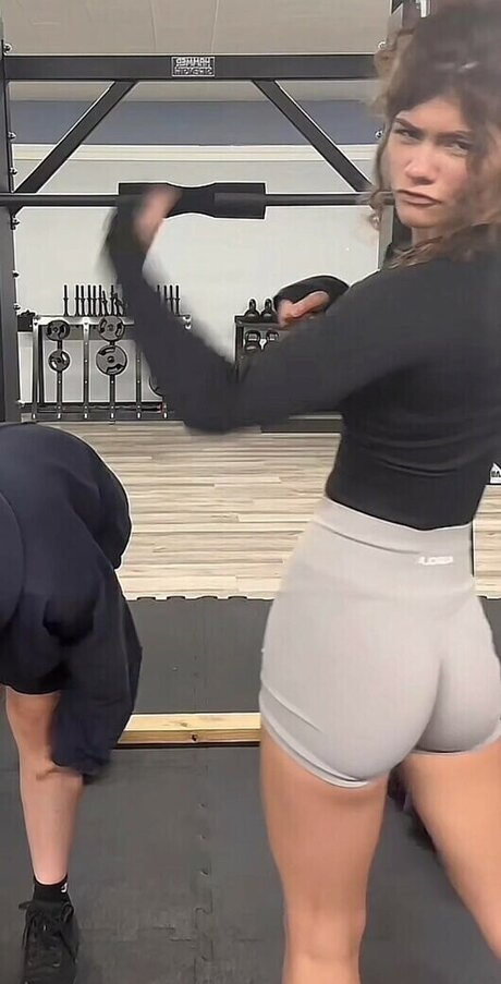 ciggybae nudes actress picture