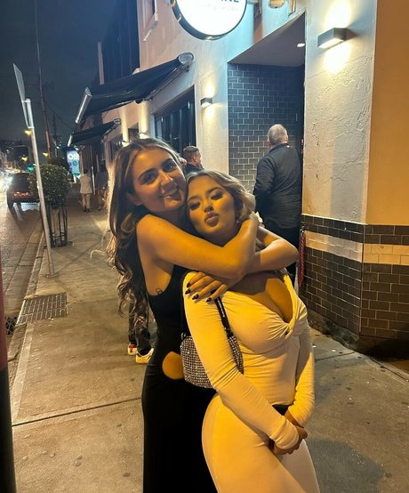 Anna Kopistinski exclusive star img