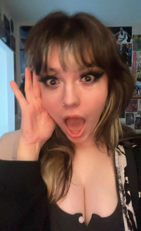 Waluiguigui exclusive model photos