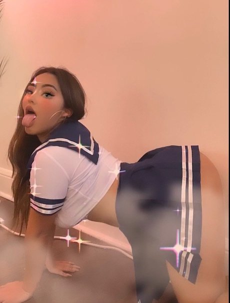 Shedidwhatttttt model nudes photos