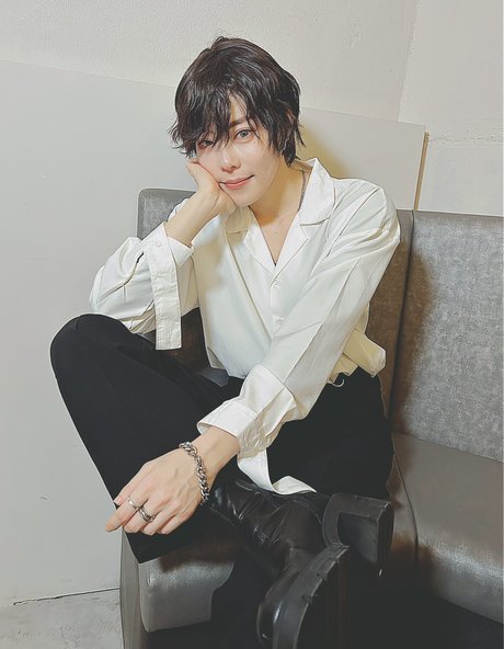 Momo Tomomoto adult actress galleries