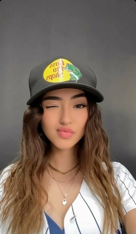 penelopexc beautiful pornstar pictures