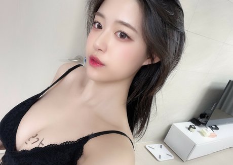 goinmul hot star pics