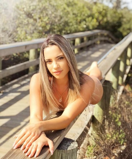 Teresa Arena adult model photos