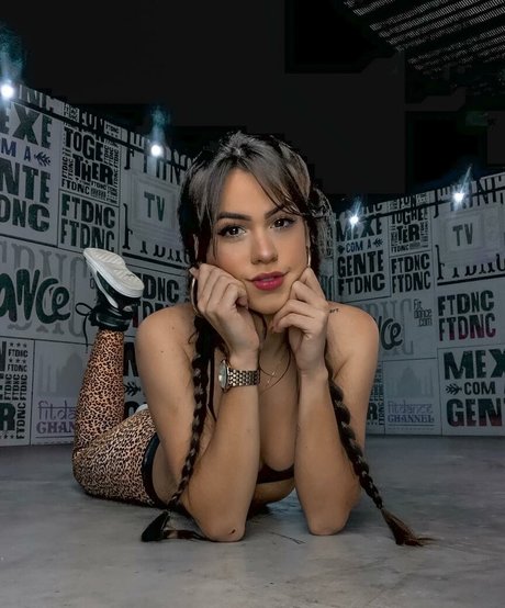 Taynah Smith perfect pornstar archive