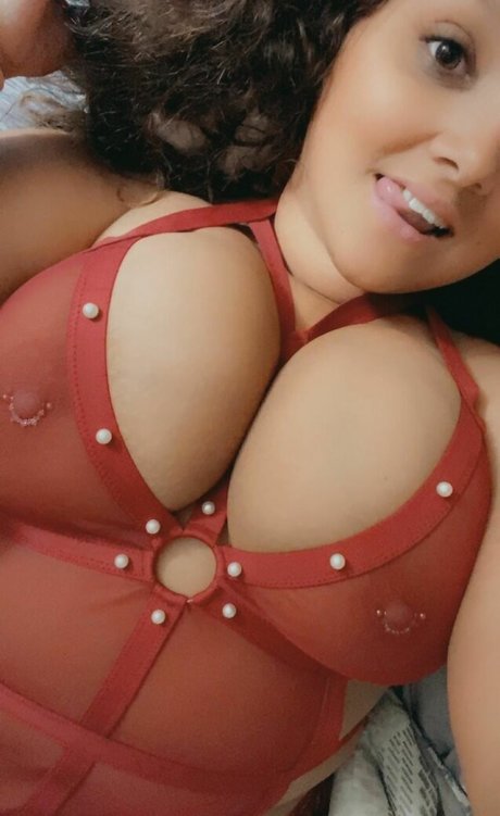 Itsthecleavagequeen star pornographic galleries