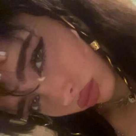 Shelbae2022 nude pornstar img