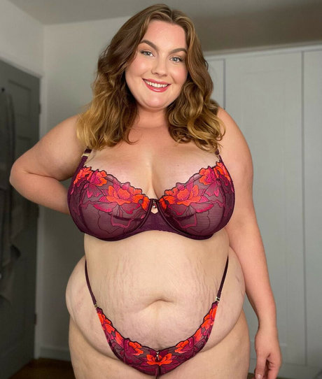 Lauren Dungey xxx pornstar gallery