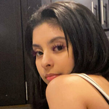 xxxdayze model naked photos