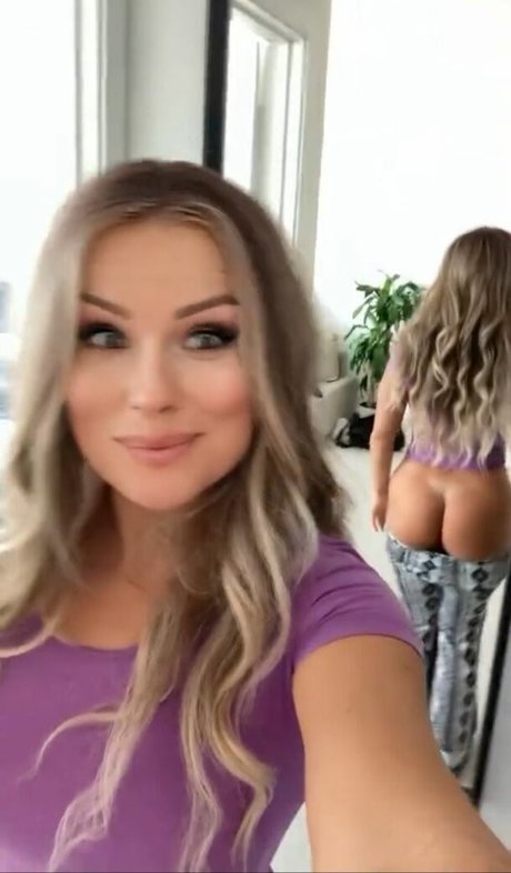 Fcknpeach hot actress images