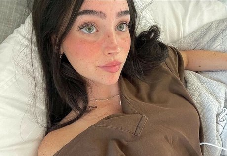 Rae Cambra xxx model pictures