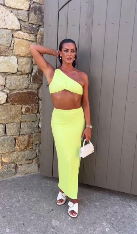 New UK Gladiators model beautiful photos