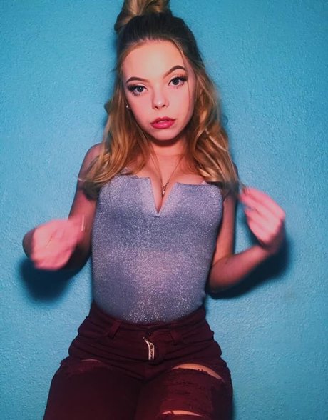 Tabitha Whitaker pornstar hot picture