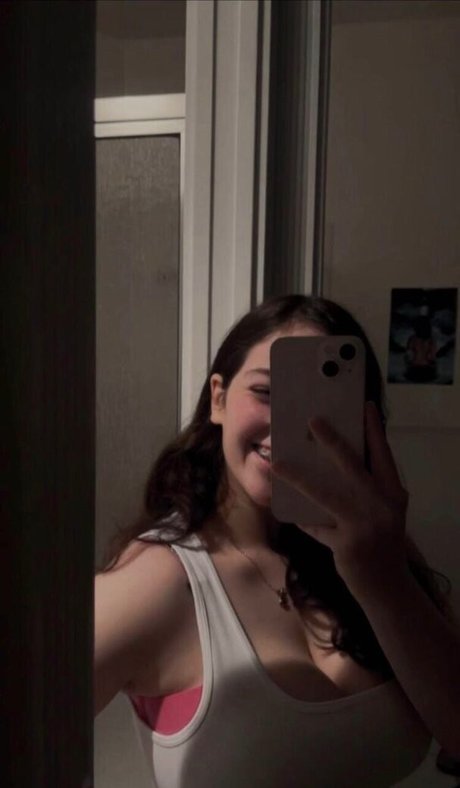 BustyMor N nudes pornstar pic