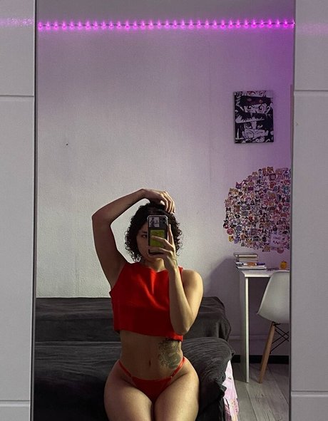 evgym star nude photo