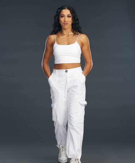 Indi Hartwell star art archive