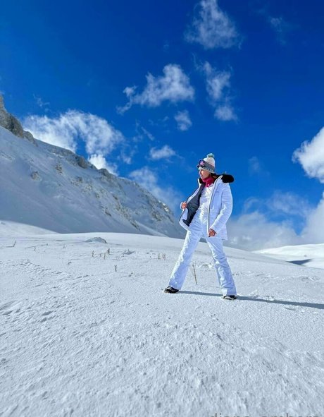 diana xx pretty actress pics