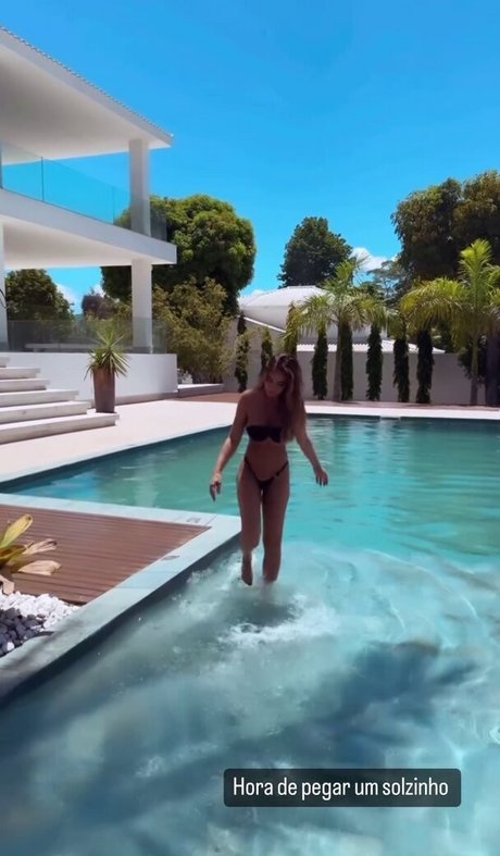 Nicole Bahls star porn images