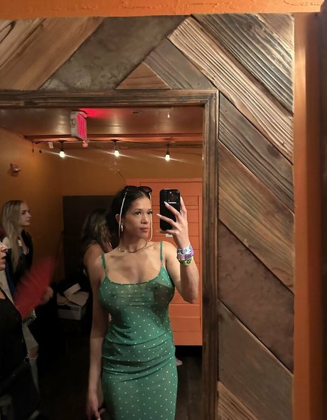 Jordygroesch model nudes pic