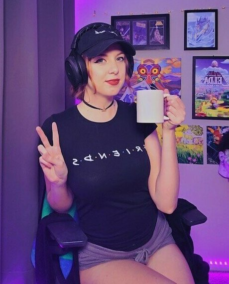 MaryMajora hot pornstar pictures