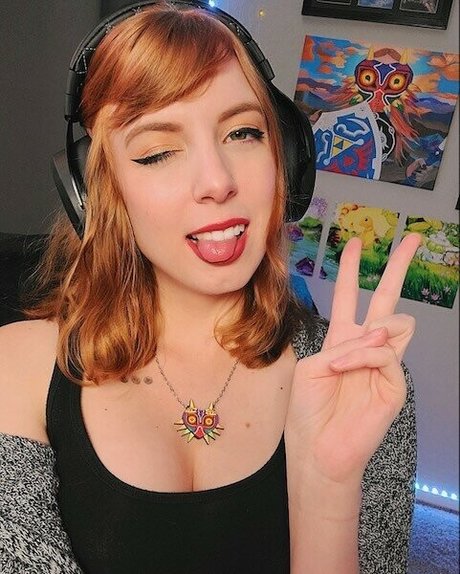 MaryMajora adult star picture