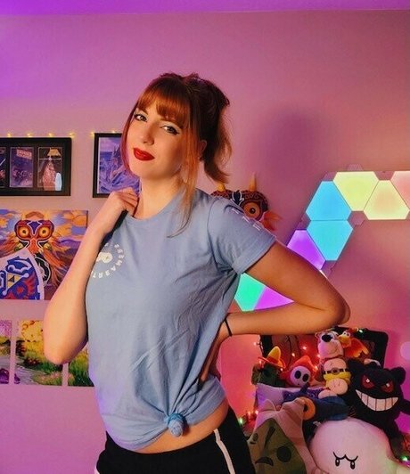 MaryMajora adult star img