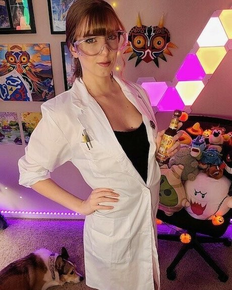 MaryMajora exclusive model pic