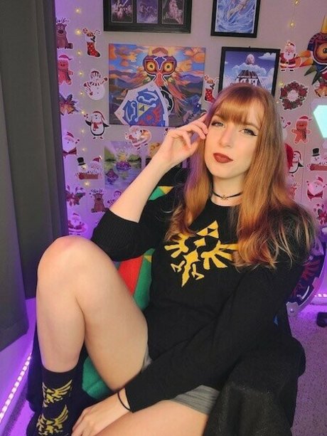 MaryMajora pornstar free photo