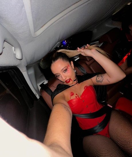 aricedress star adult pictures