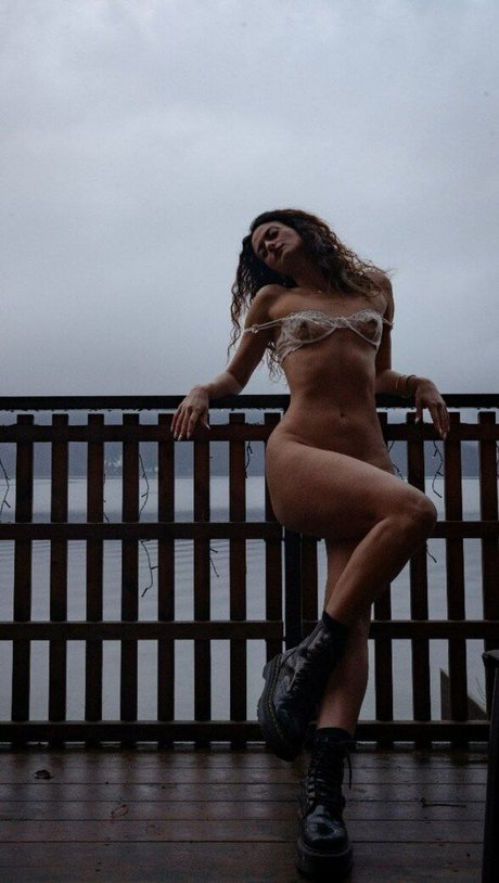 Eri vlc Yoga actress pictures