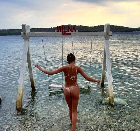 Eloise Webb nice pornstar pictures