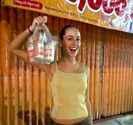 Eloise Webb hot model galleries