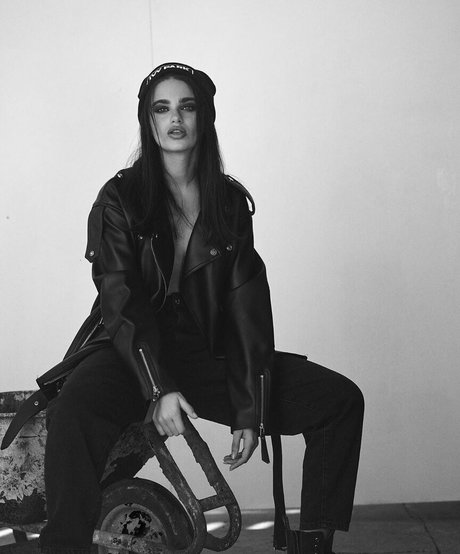 Youval Elishakov xxx actress archive