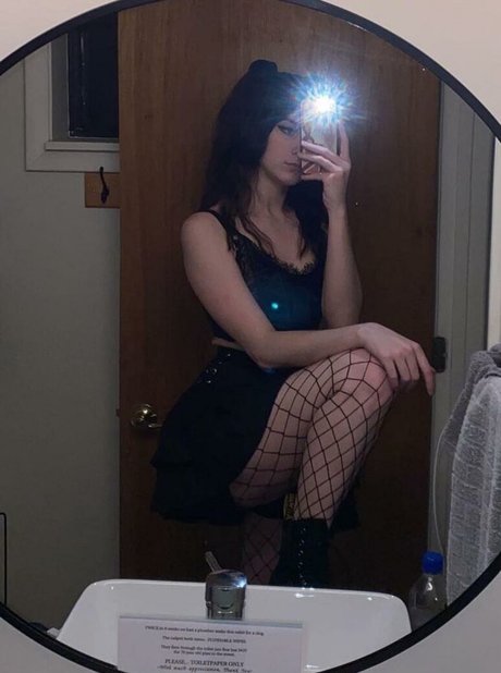 Trashpotatopie star sex pic