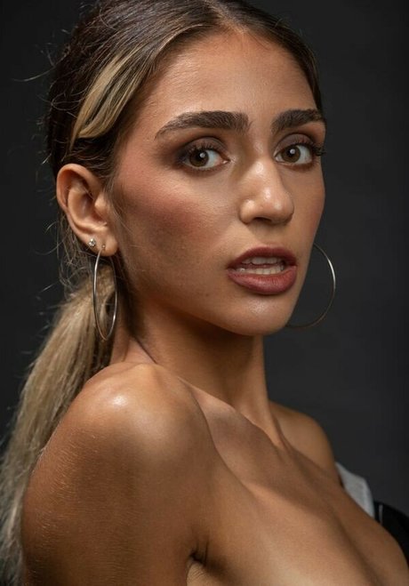 outside onlyfans beautiful porn pic