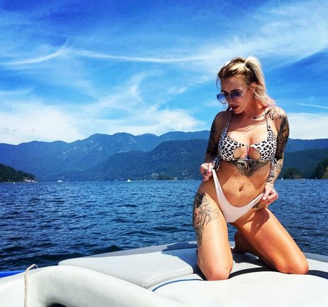 Pinkyotagal star nice picture