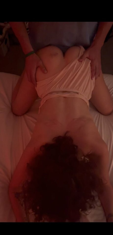 camiscrazyyy nude model gallery